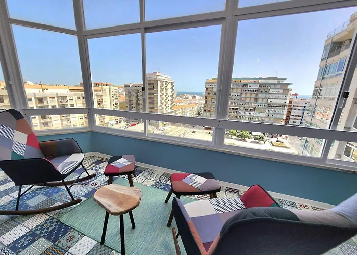Cozy Apartment In Central Almada W Swing Chairs