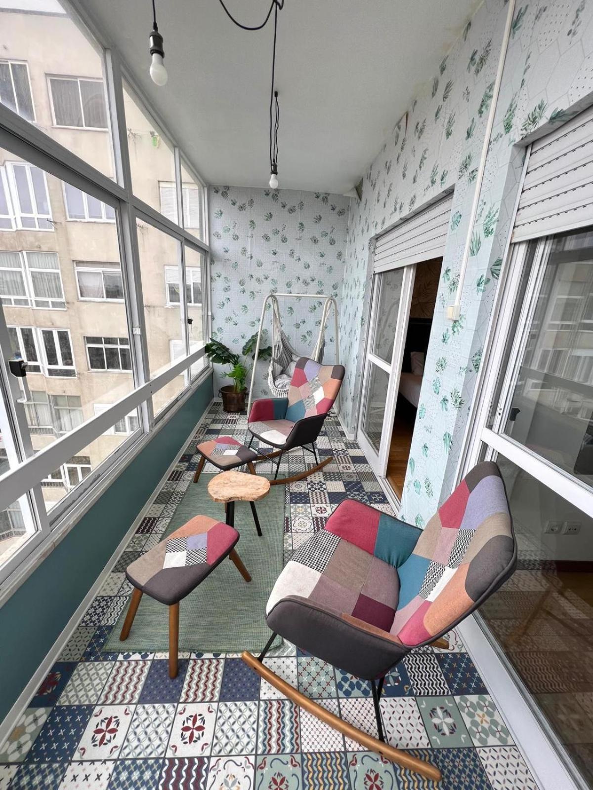 Cozy In W Swing Chairs * Almada